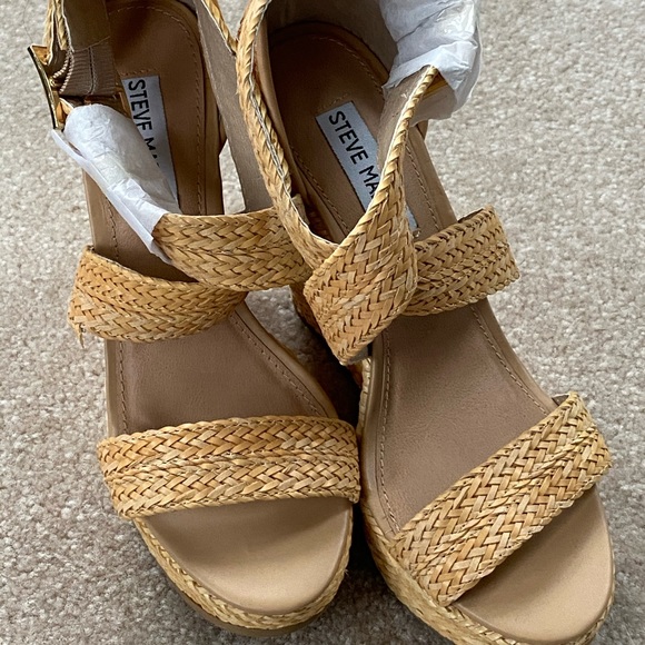 Shoes - Steve Madden Wedge Sandals
